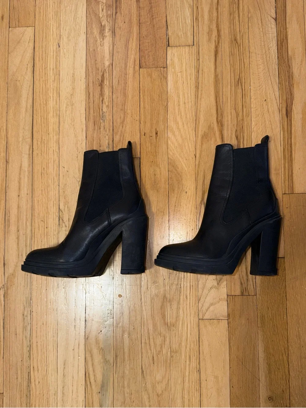 Marc Fisher Ramio Black Leather Chelsea Heeled Ankle Boots